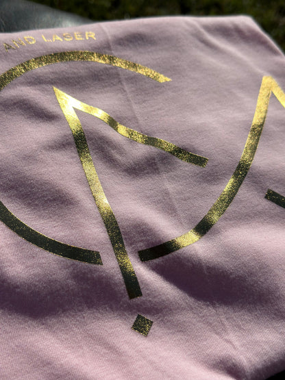 Camiseta personalizada con tu propia marca, camiseta personalizada, camiseta personalizada con tu marca, camiseta unisex, logo dorado metalizado, vinilo, marca propia