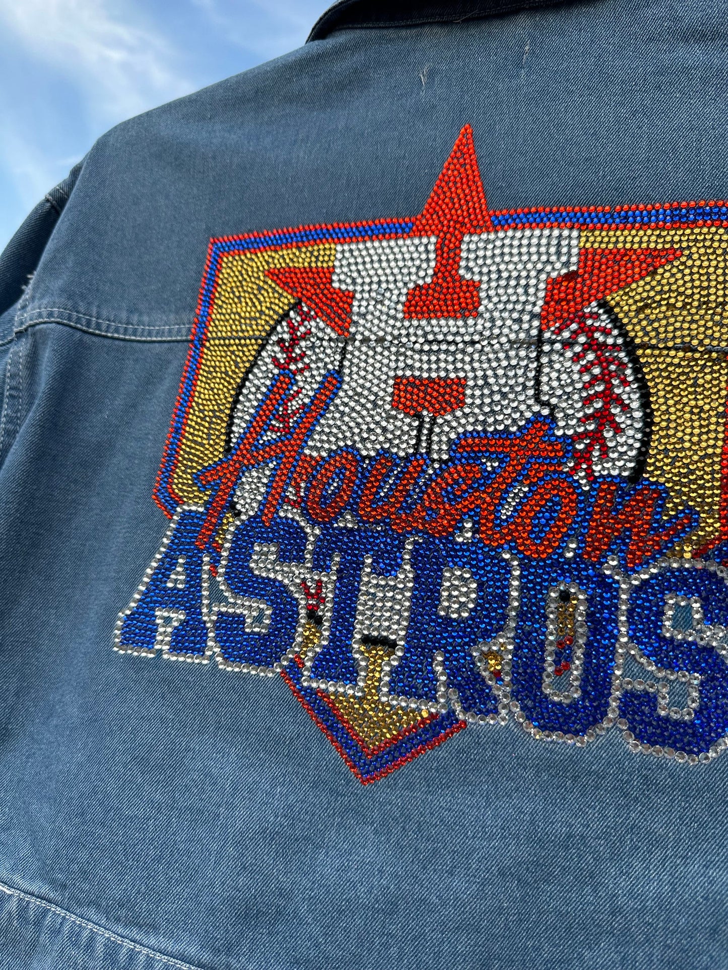 Chaqueta vaquera con adornos de los Astros, mezclilla con adornos, béisbol con adornos, adornos unisex, chaqueta con adornos para mujer, Astros Houston, béisbol