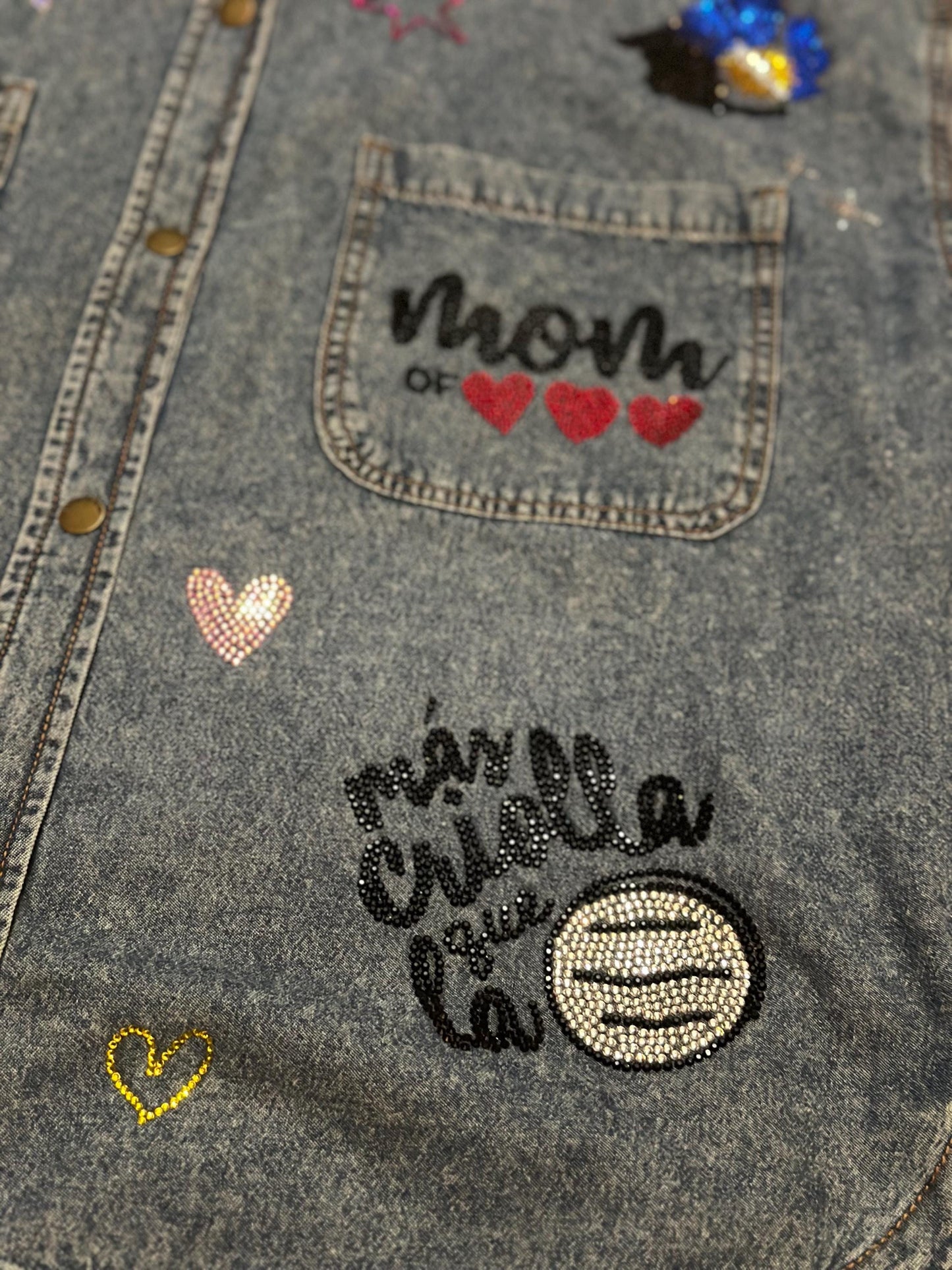 Camisa jean con frases personalizadas que te identifican, camisa jean personalizada, frases personalizadas, denim personalizado